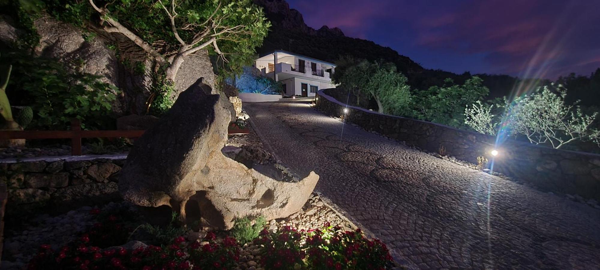 B&B Tiscali Dorgali Eksteriør bilde